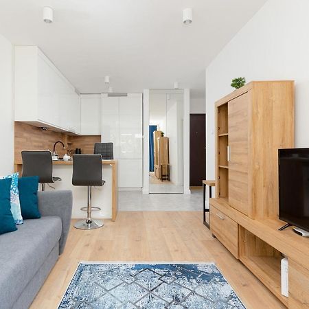 Apartments City Center Ochota By Noclegi Renters 바르샤바 외부 사진